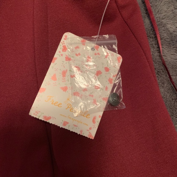 Garnet dress - Picture 4 of 5